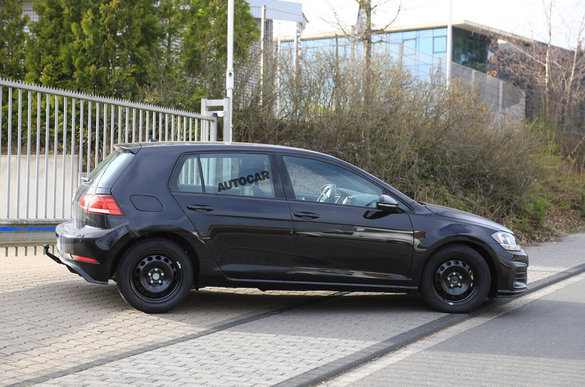 2019 Volkswagen Golf Mk8: first pictures show new cabin tech