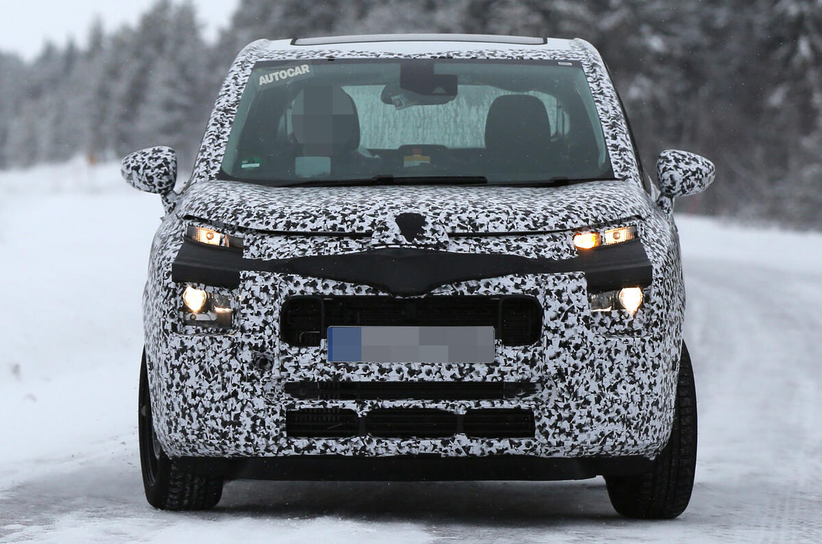 Citroën C3 Picasso spy shots