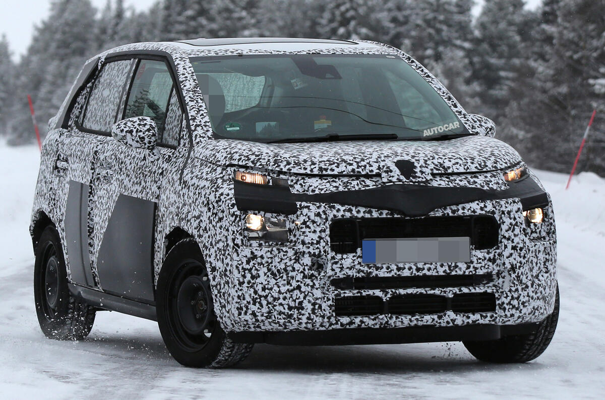 Citroën C3 Picasso spy shots