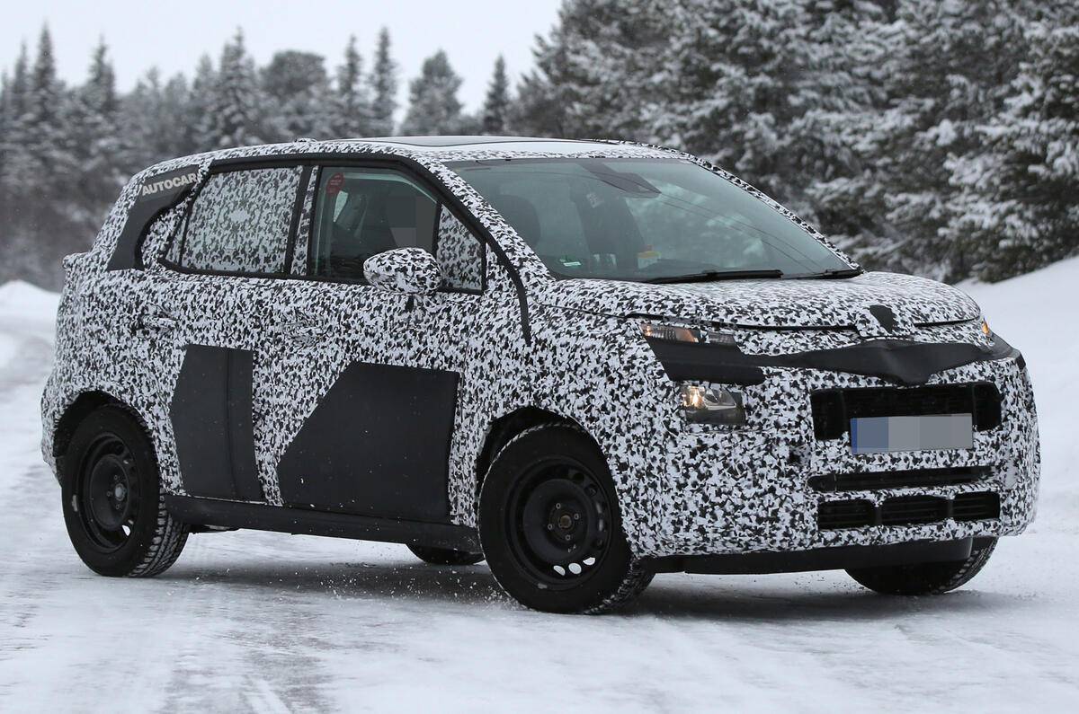 Citroën C3 Picasso spy shots