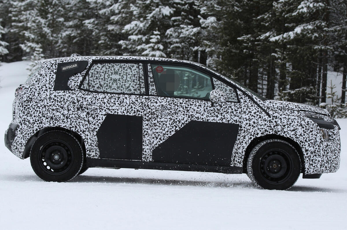 Citroën C3 Picasso spy shots