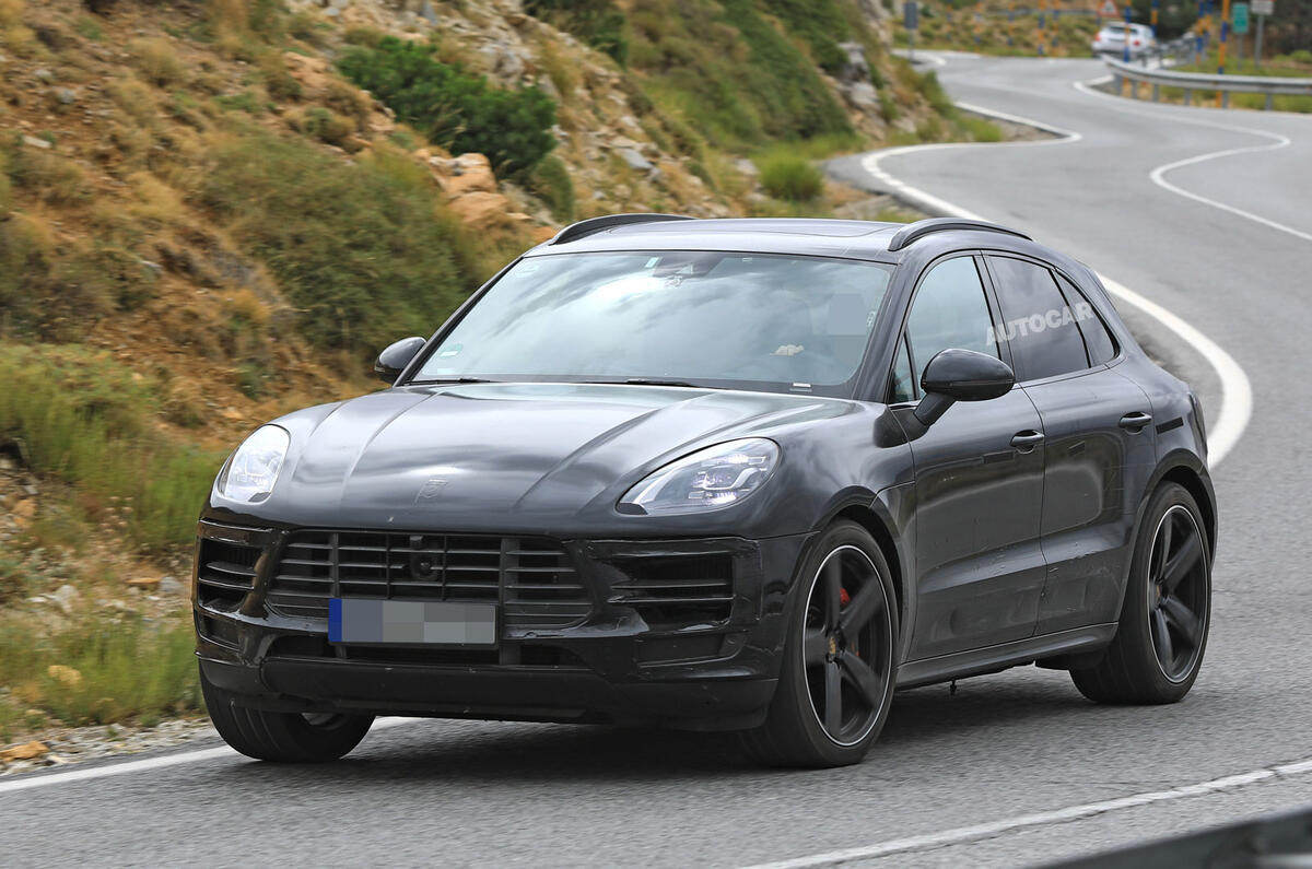 2018 Porsche Macan – new turbo V6 engines and restyled interior due