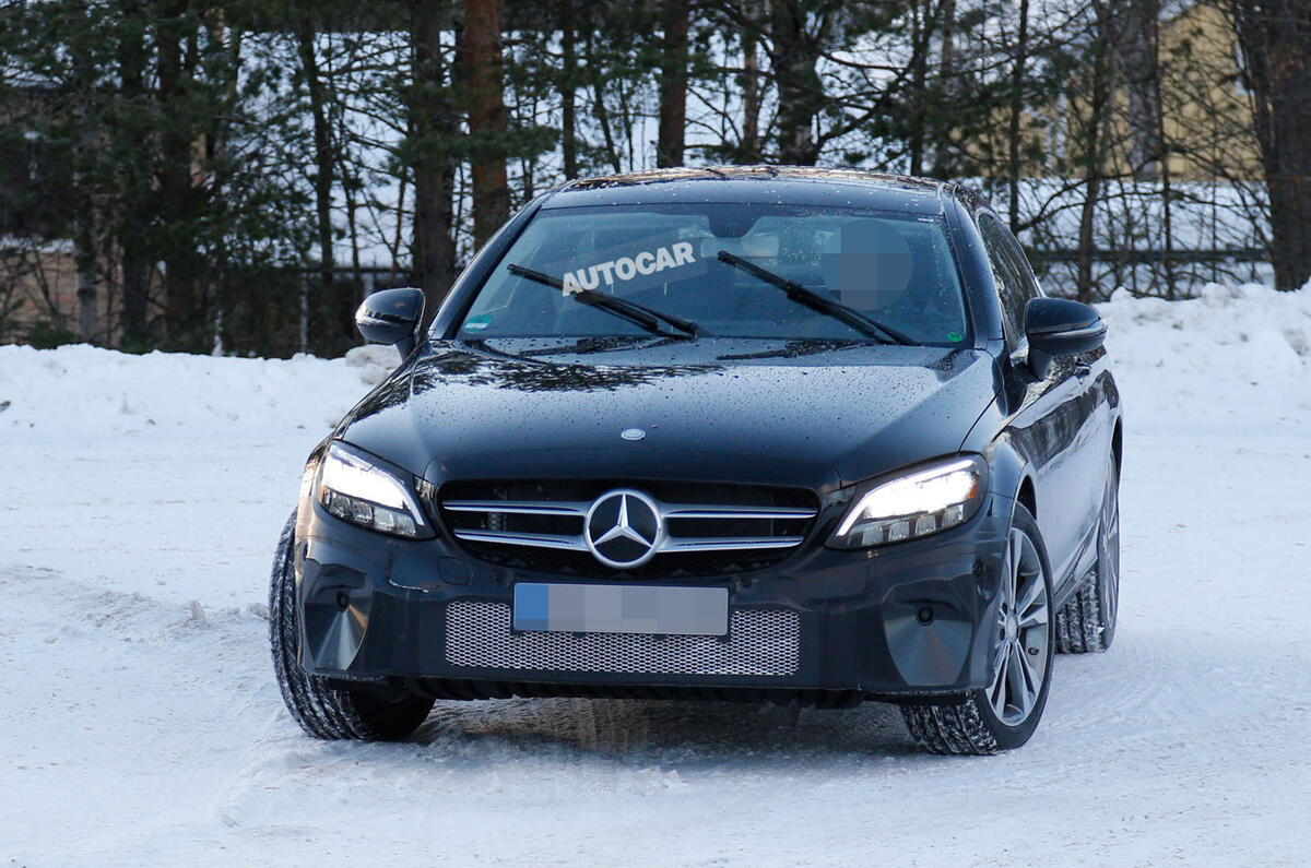2018 Mercedes-Benz C-Class Coupe facelift spotted for first time