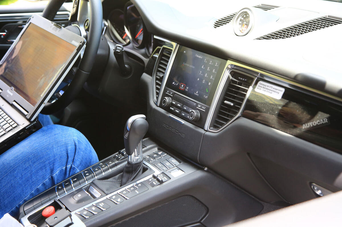 2018 Porsche Macan – new turbo V6 engines and restyled interior due