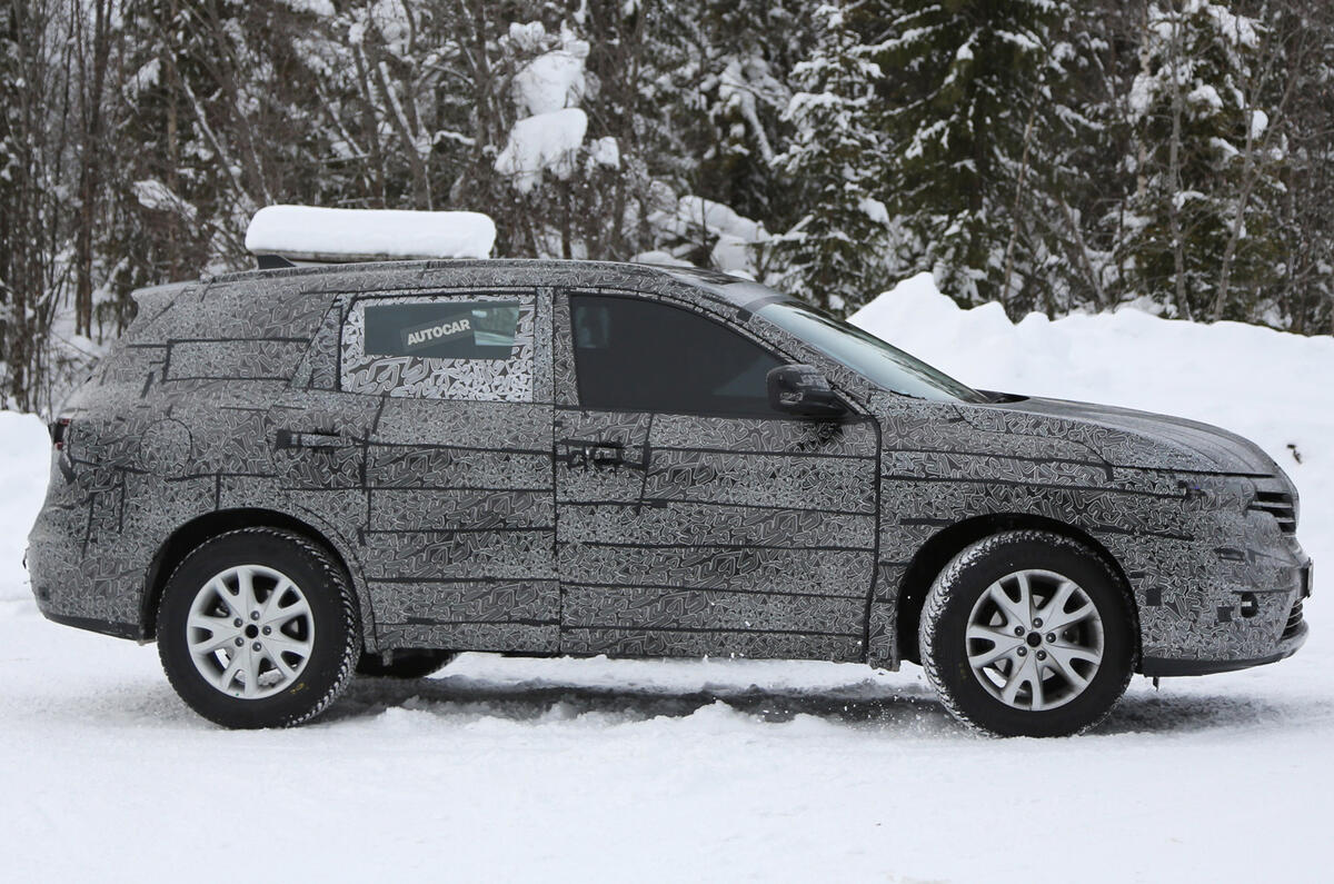 2017 Renault Koleos spy shots