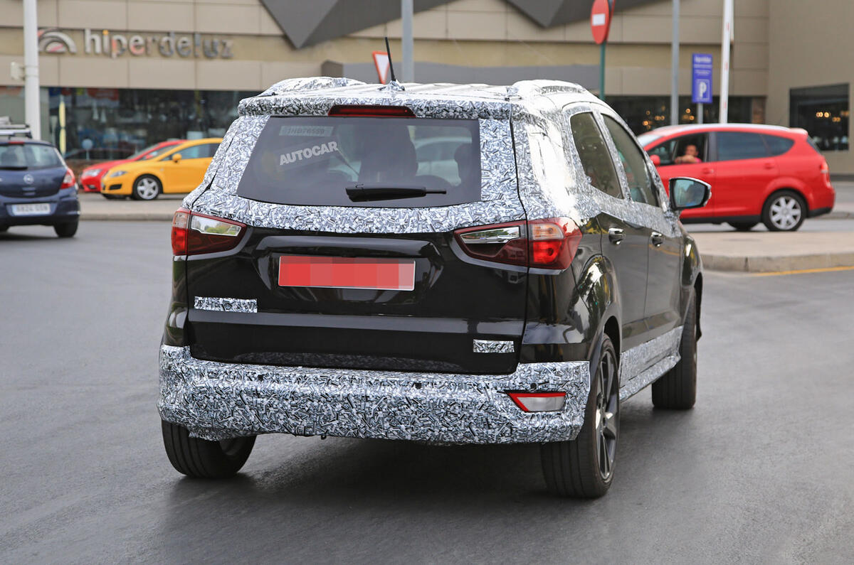 2017 Ford Ecosport spotted in ST-Line form ahead of September launch