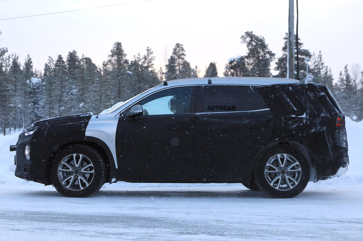 2018 Hyundai Santa Fe previewed ahead of Geneva motor show reveal