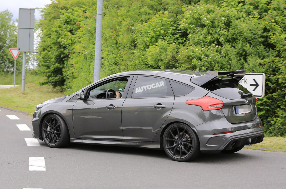 Ford Focus RS spy RS500