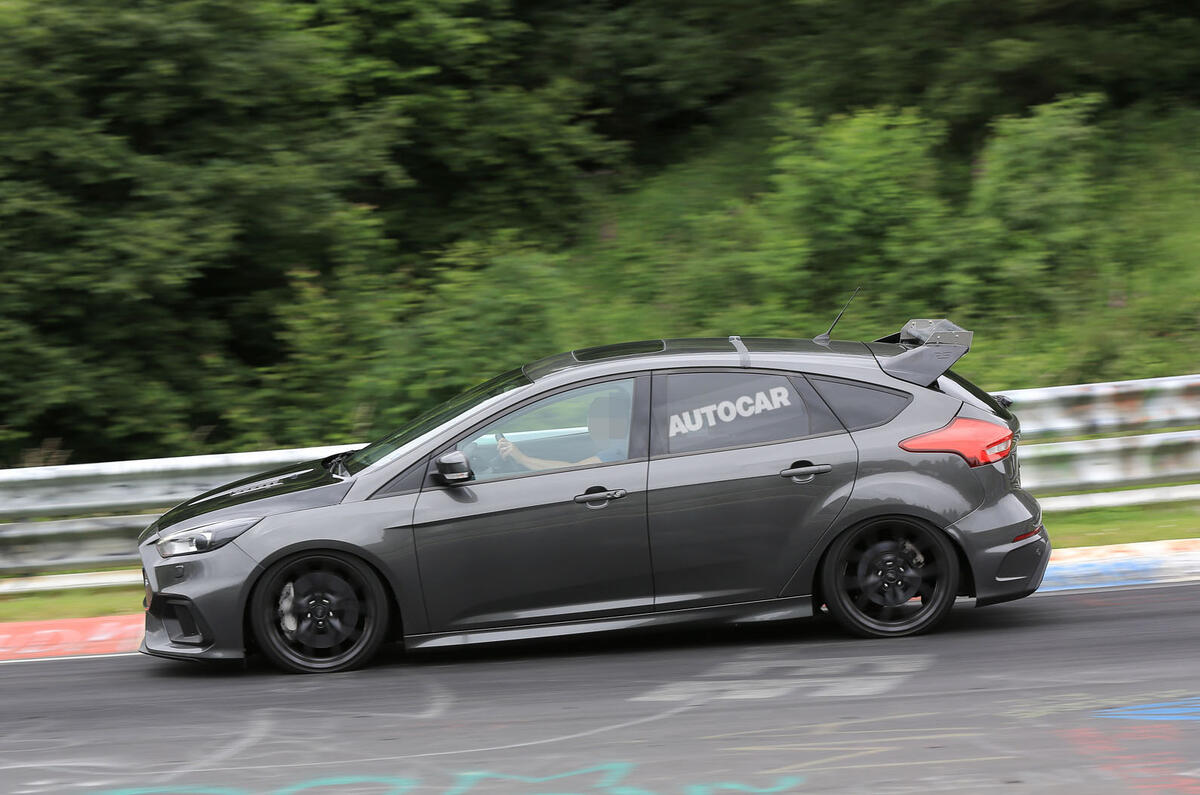 Ford Focus RS spy RS500