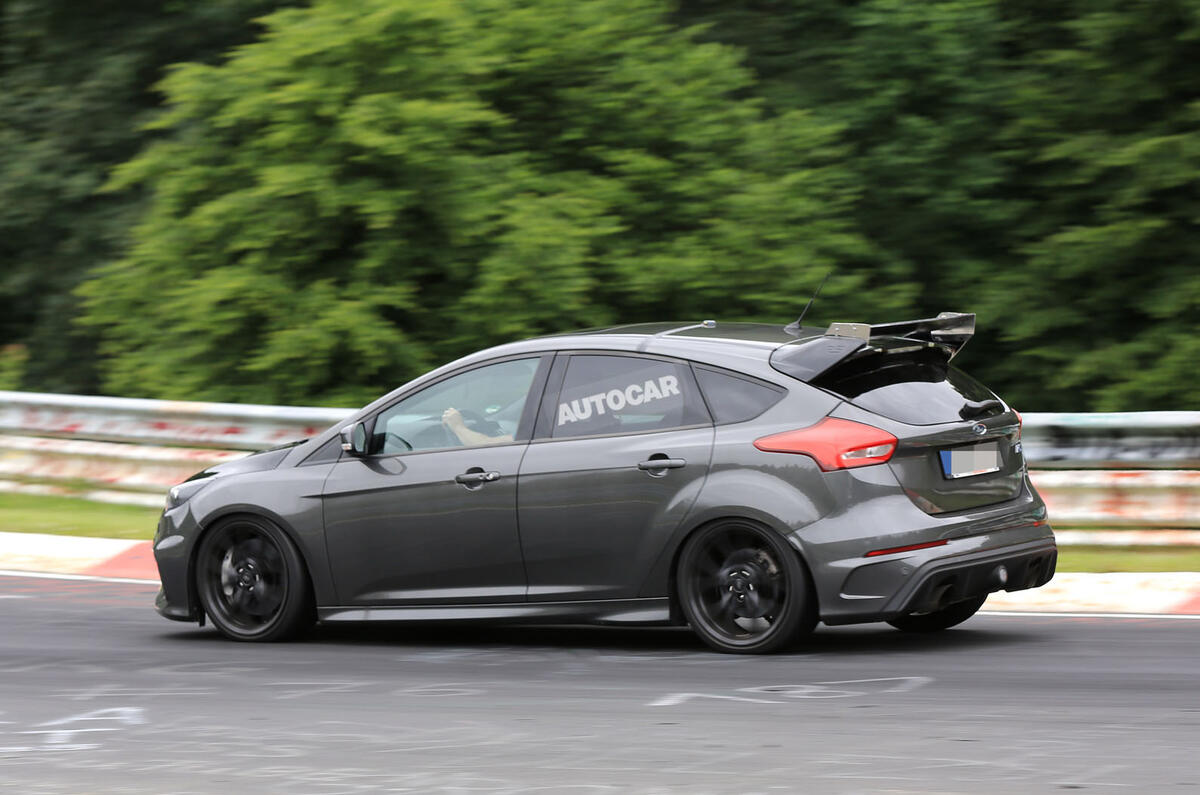 Ford Focus RS spy RS500