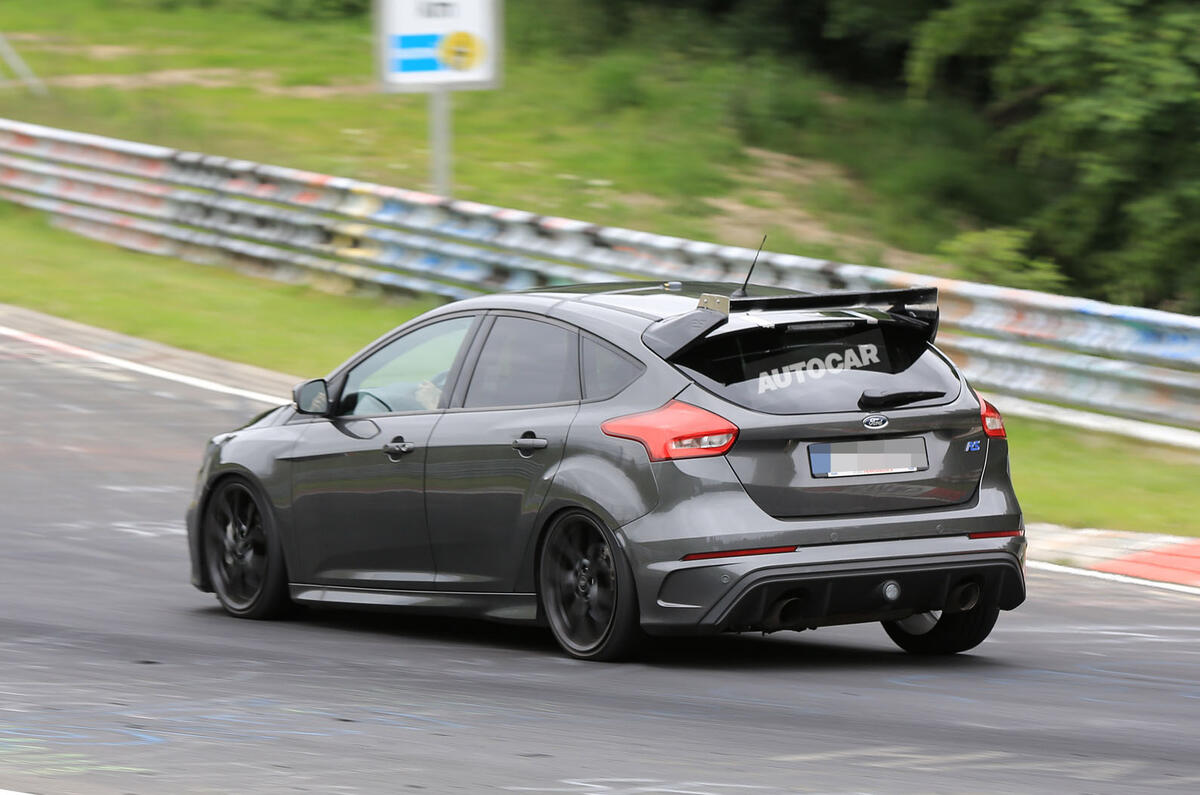 Ford Focus RS spy RS500
