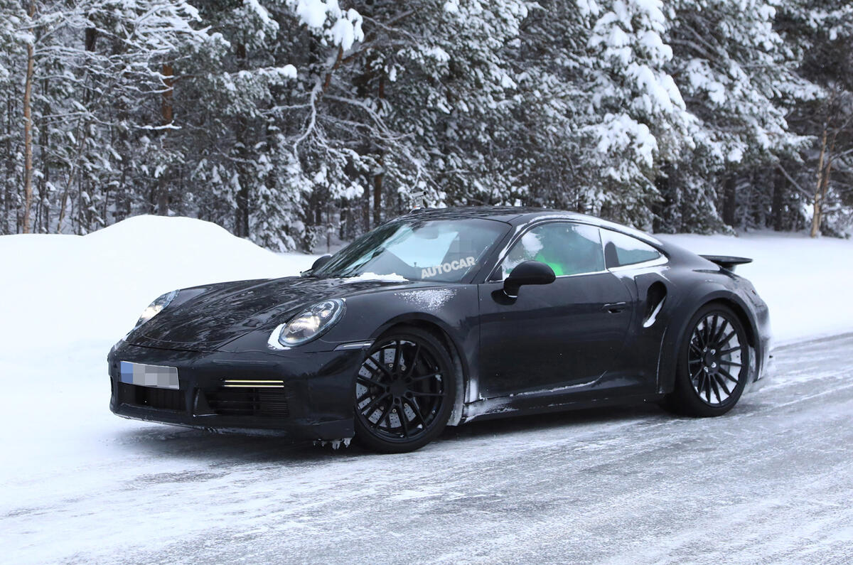 2019 Porsche 911: new pics of 630bhp Turbo S