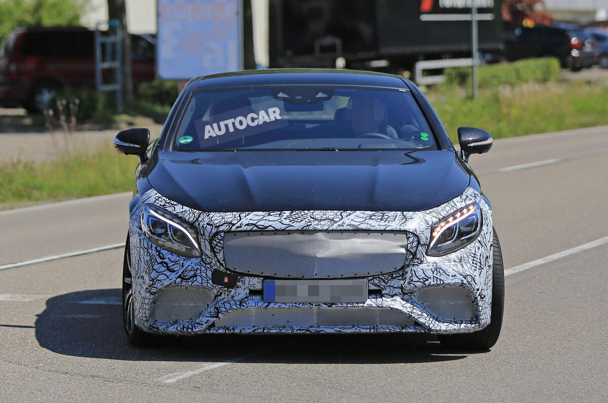 2018 Mercedes-AMG S 63 Coupé