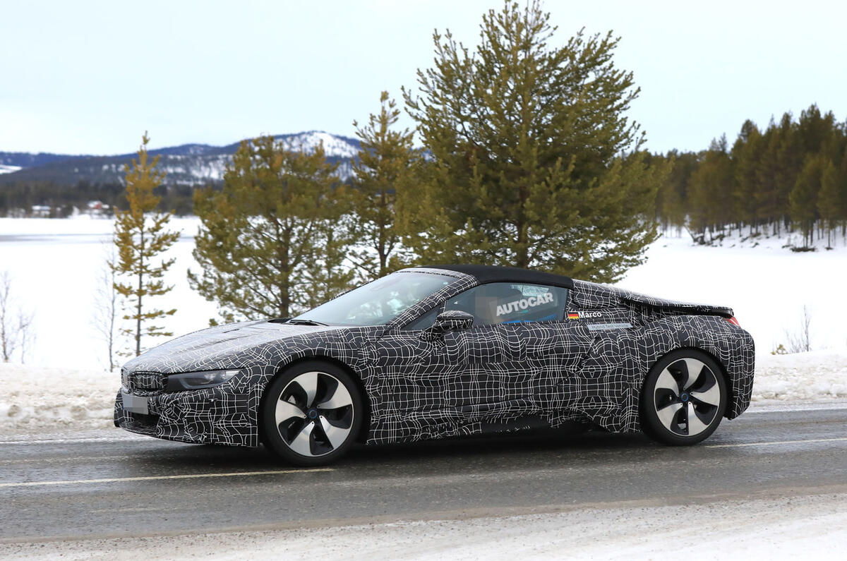 BMW i8 Roadster