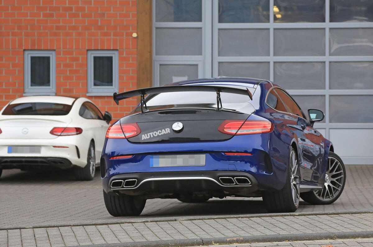 2017 Mercedes-AMG C 63 R to rival BMW M4 GTS