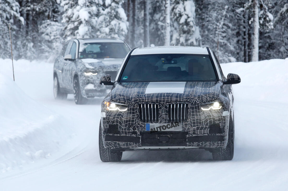 2018 BMW X5: new pics of 592bhp X5 M variant