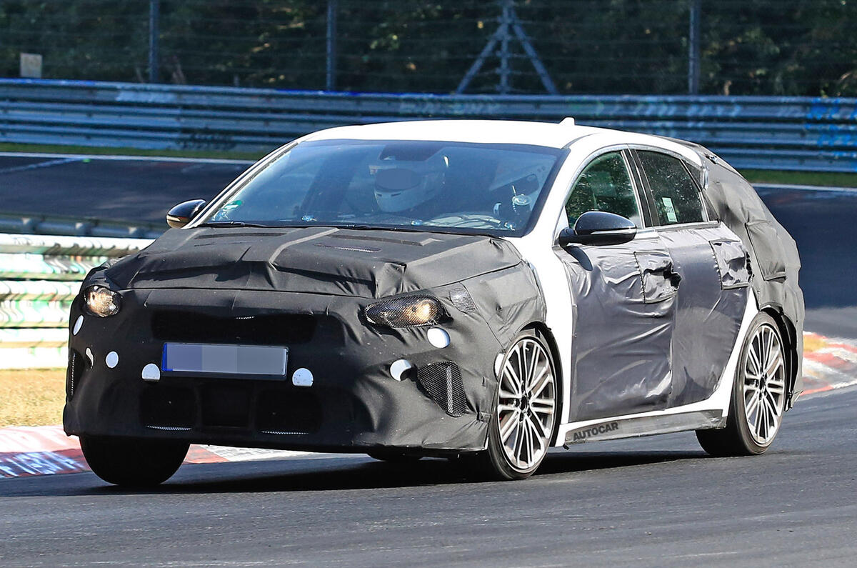 Kia Proceed