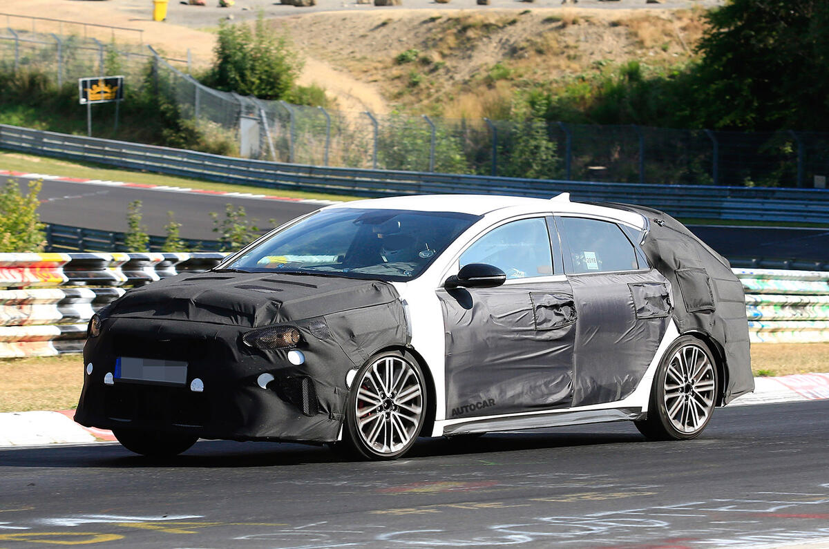 Kia Proceed