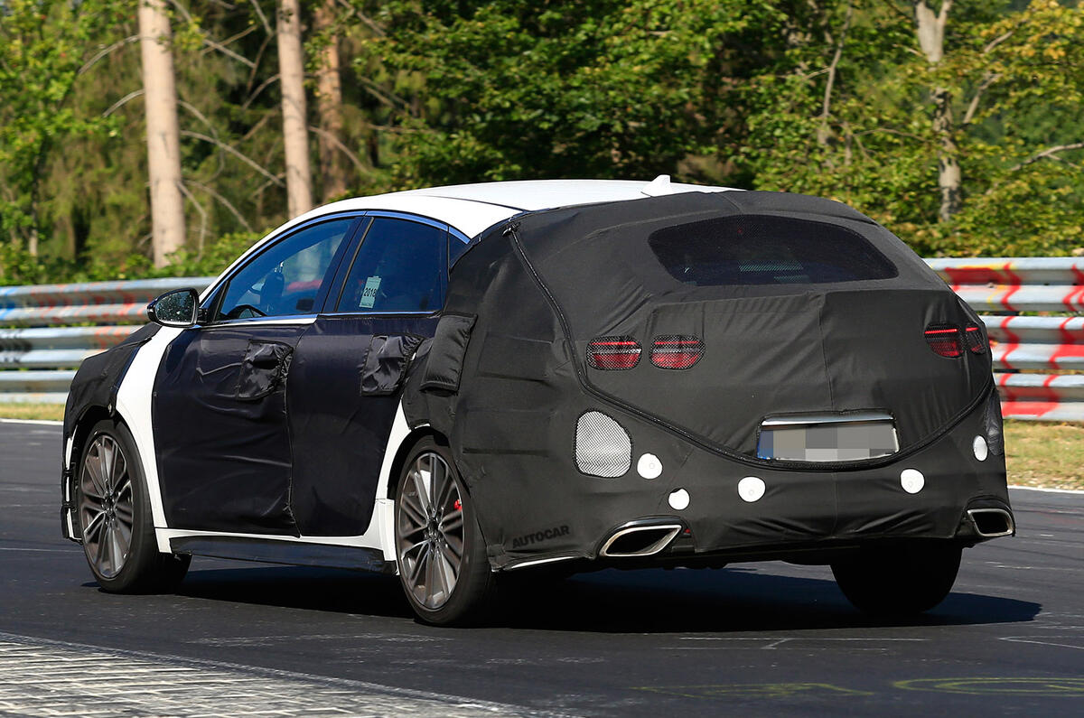 Kia Proceed