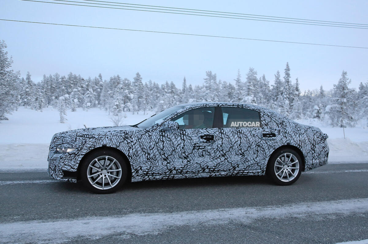 2020 Mercedes-Benz S-Class tests in production bodywork for the first time