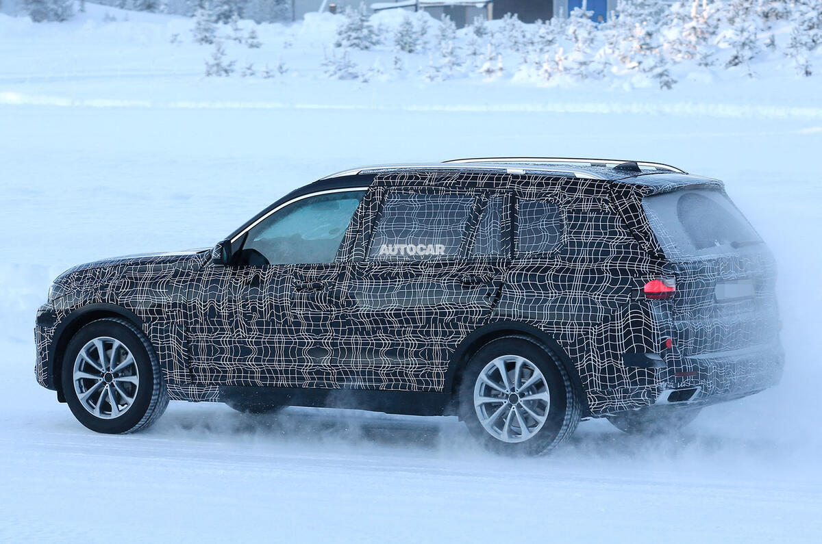 BMW X7