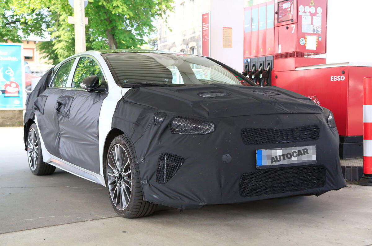 Kia Proceed
