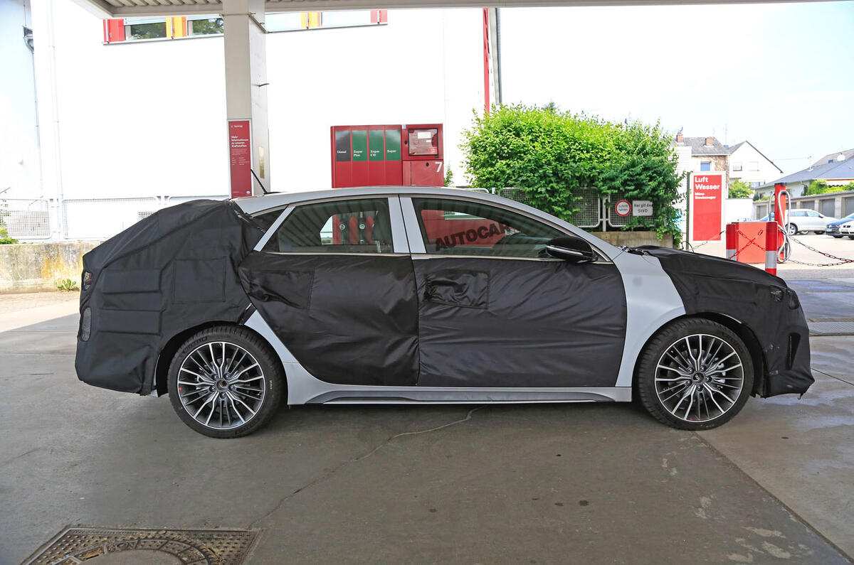 Kia Proceed