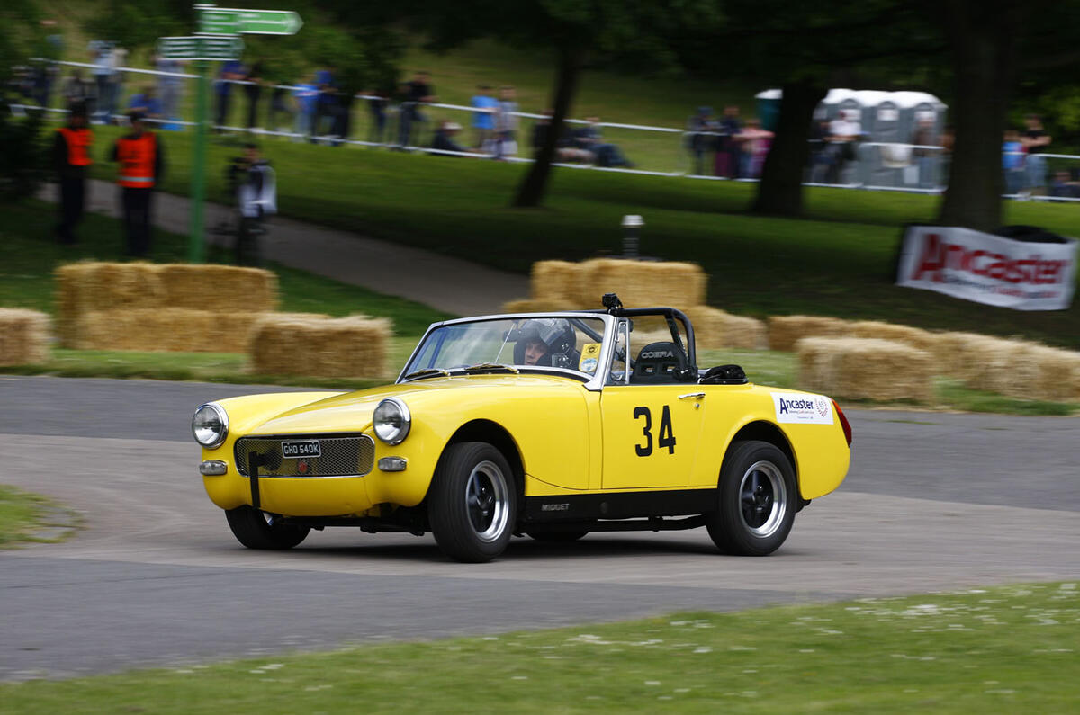 How to survive Christmas, according to Autocar