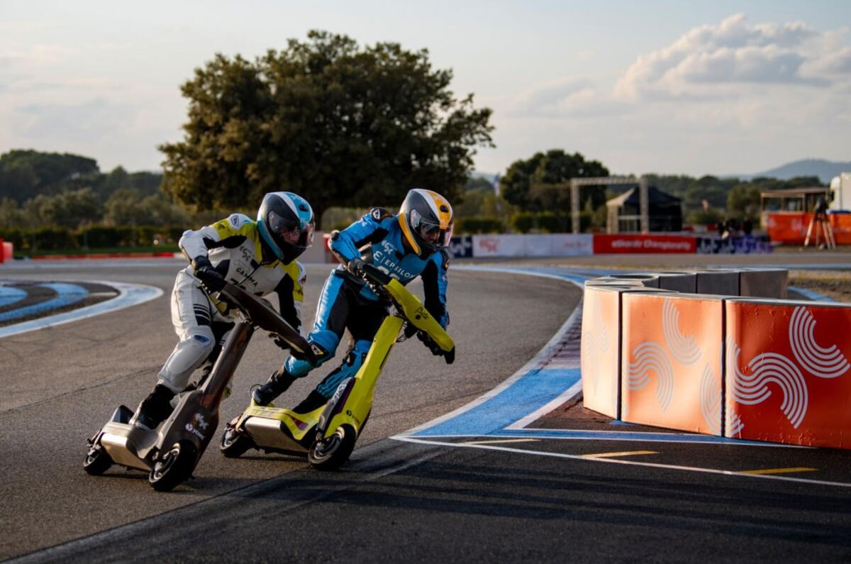 scooter racing 289 (1) scooter racing 289 (1)