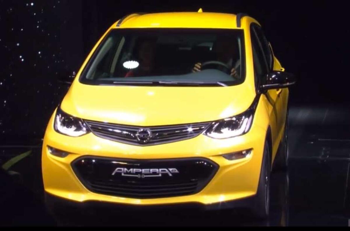 Opel Ampera-e breaks cover at Paris motor show