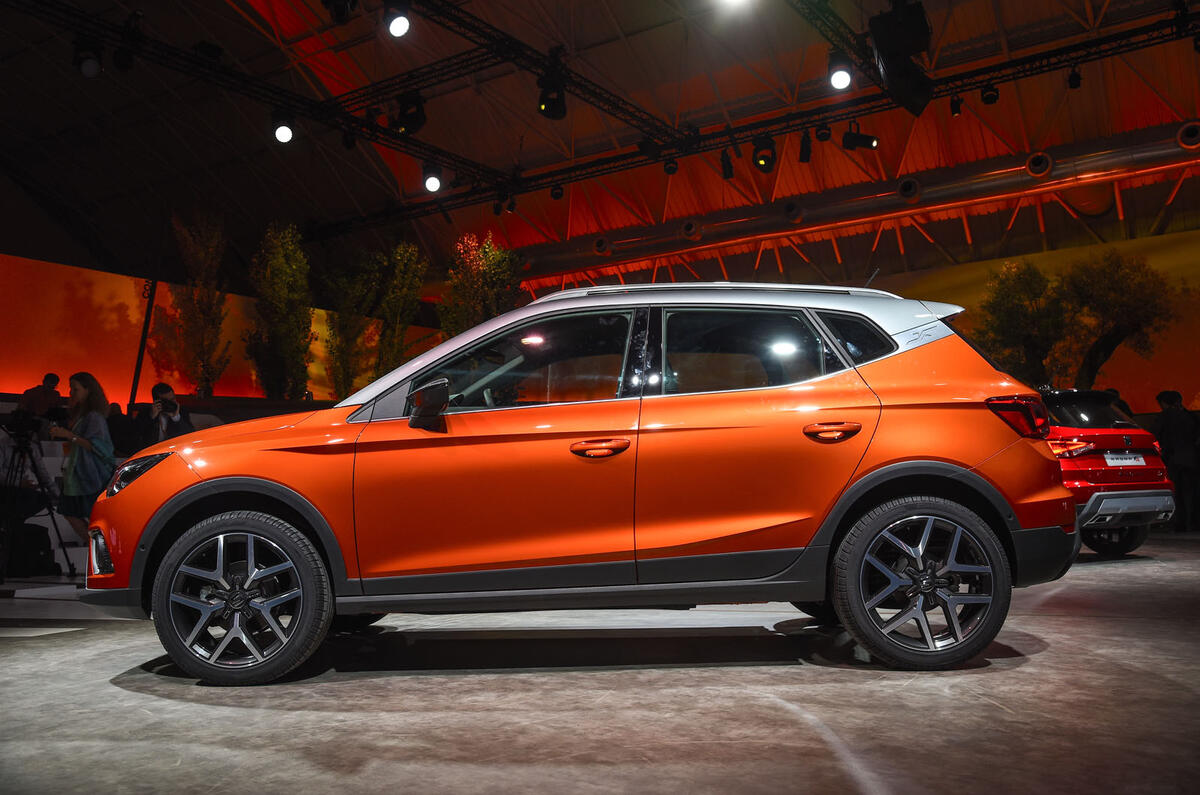 New Seat Arona revealed as Nissan Juke rival