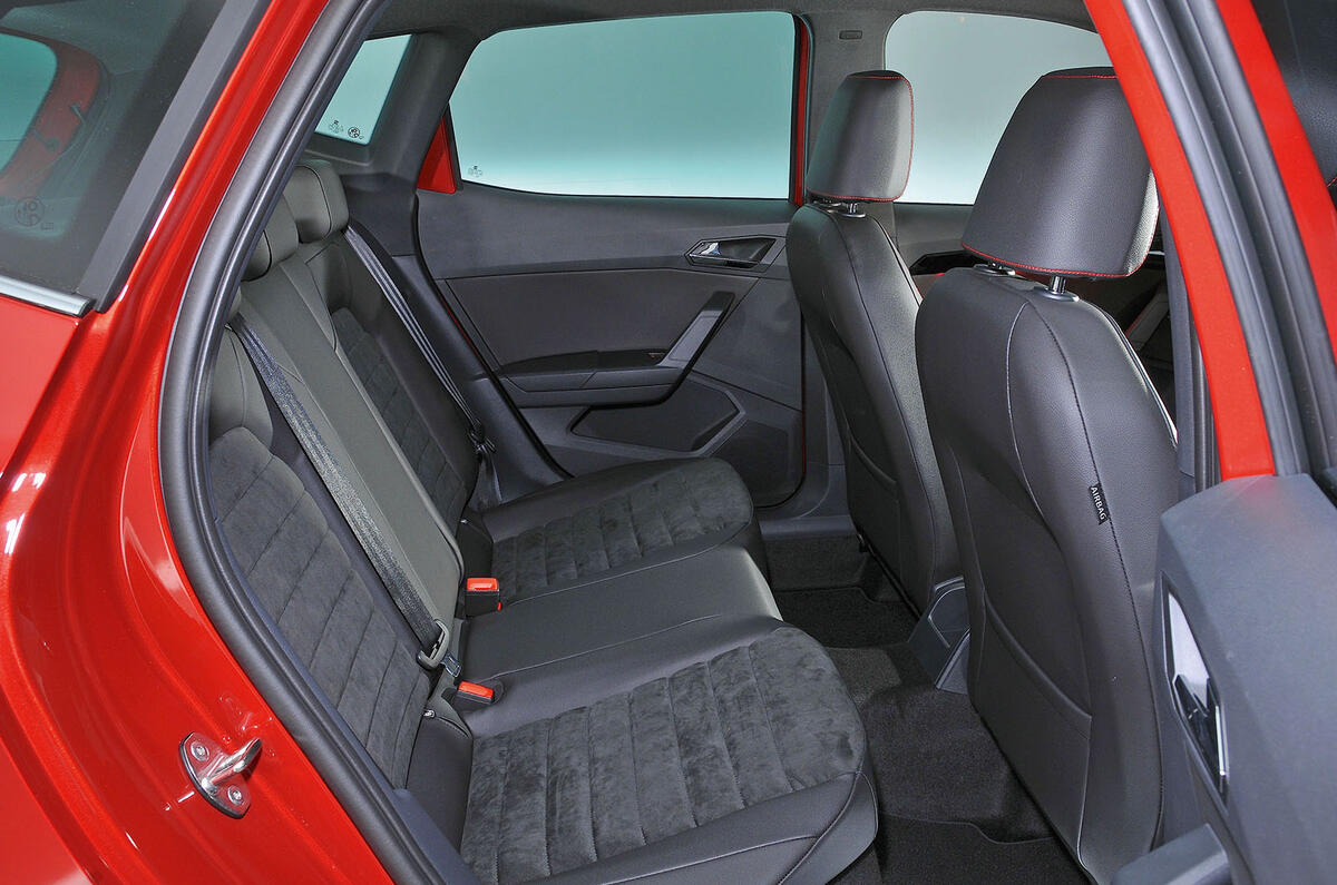 Seat Arona rear seats Seat Arona rear seats