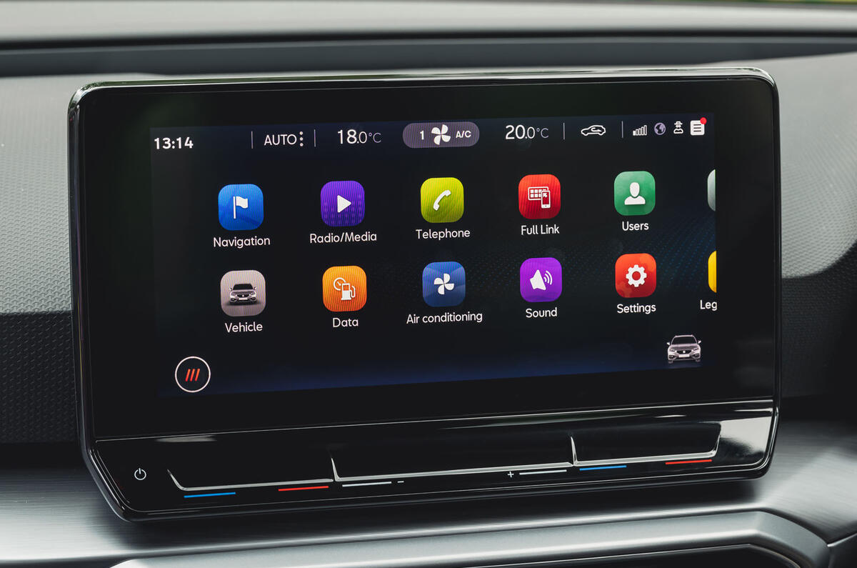 Seat Leon Estate 2020 infotainment Seat Leon Estate 2020 infotainment