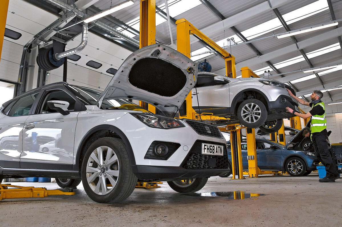Seat Arona servicing