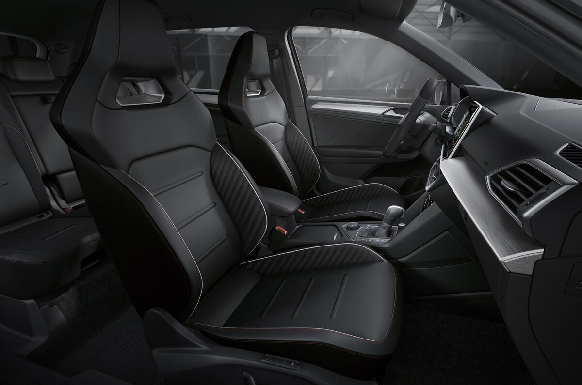 Seat Tarraco FR plug-in hybrid - front seats