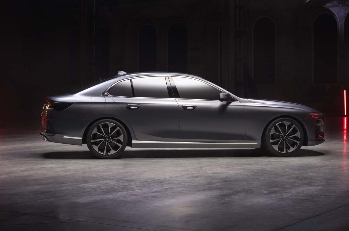 Vinfast launches Lux A2.0 and Lux AS2.0 saloon and SUV