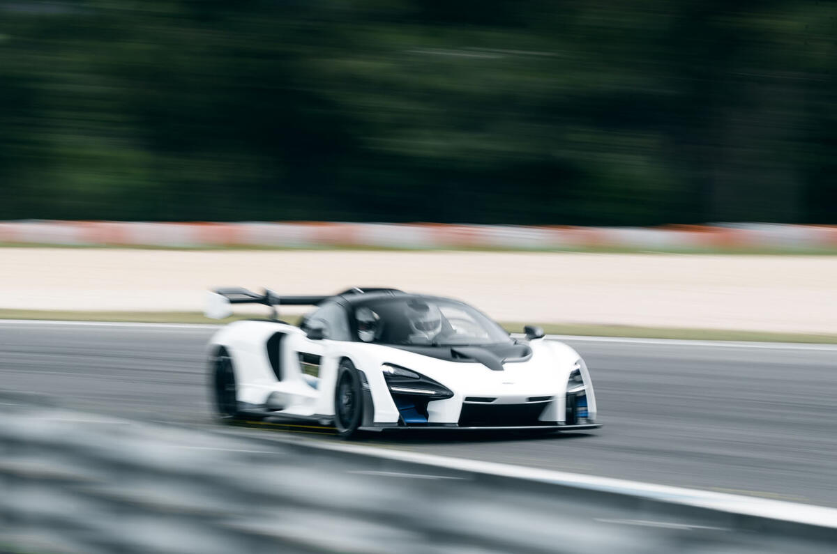 McLaren Senna 