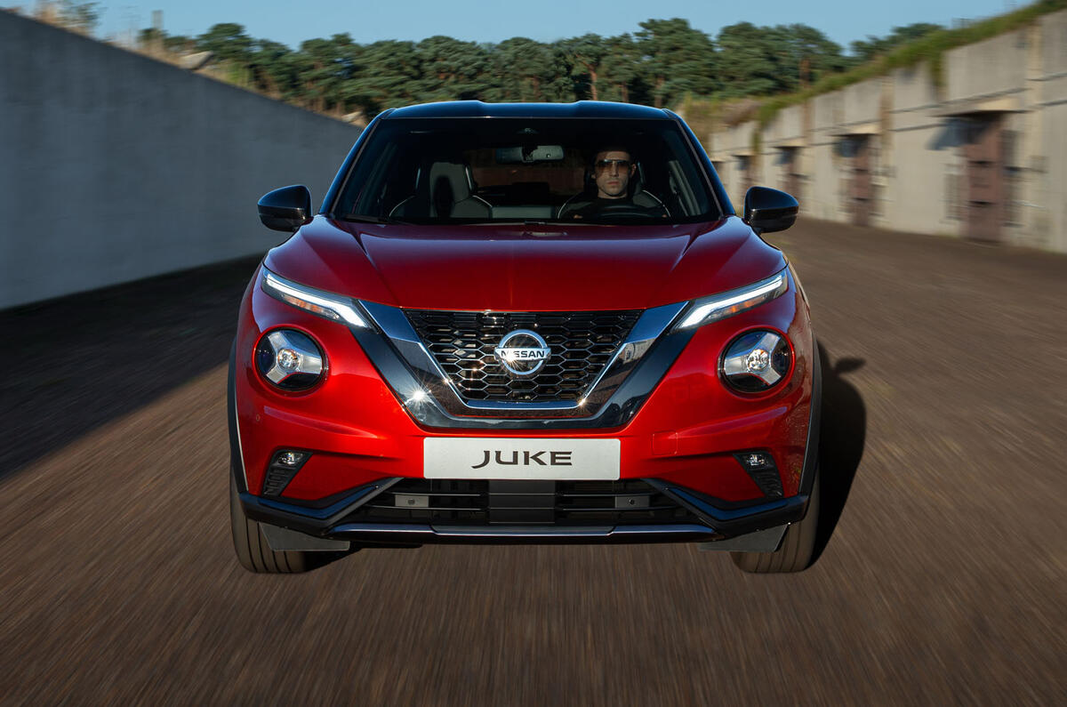 2020 Nissan Juke reveal - driving front