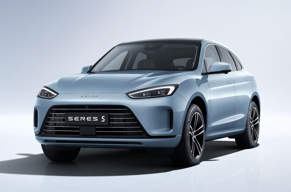 Seres 5 front quarter static Seres 5 front quarter static