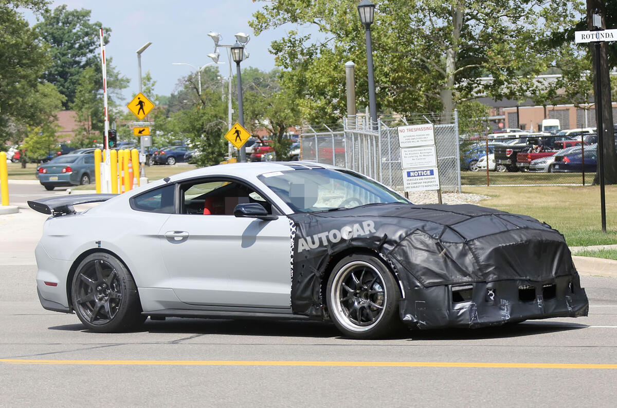 Ford Shelby GT500 Mustang mue