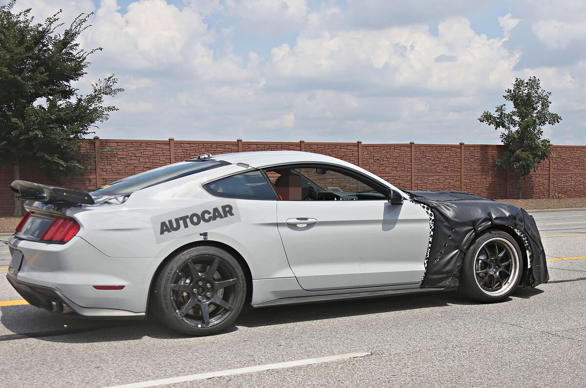 Ford Shelby GT500 Mustang mue