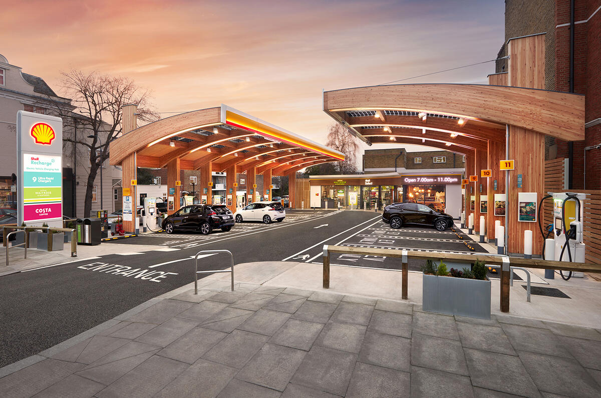 Shell Recharge Fulham Road station