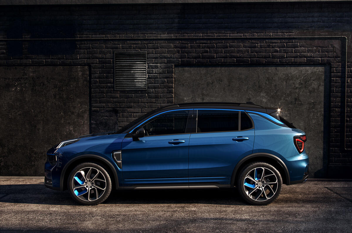 2020 Lynk&Co 01 - side 2020 Lynk&Co 01 - side