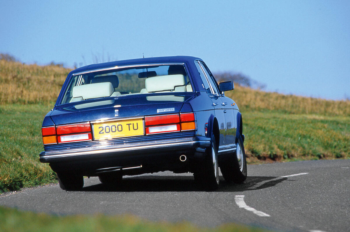 Rolls-Royce Silver Spirit cornering