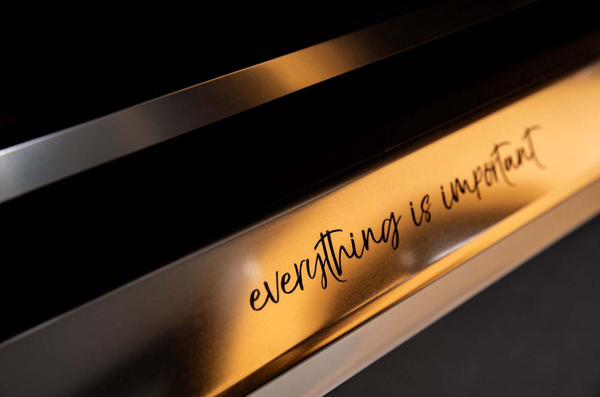 Porsche 911 DLS by Singer and Williams