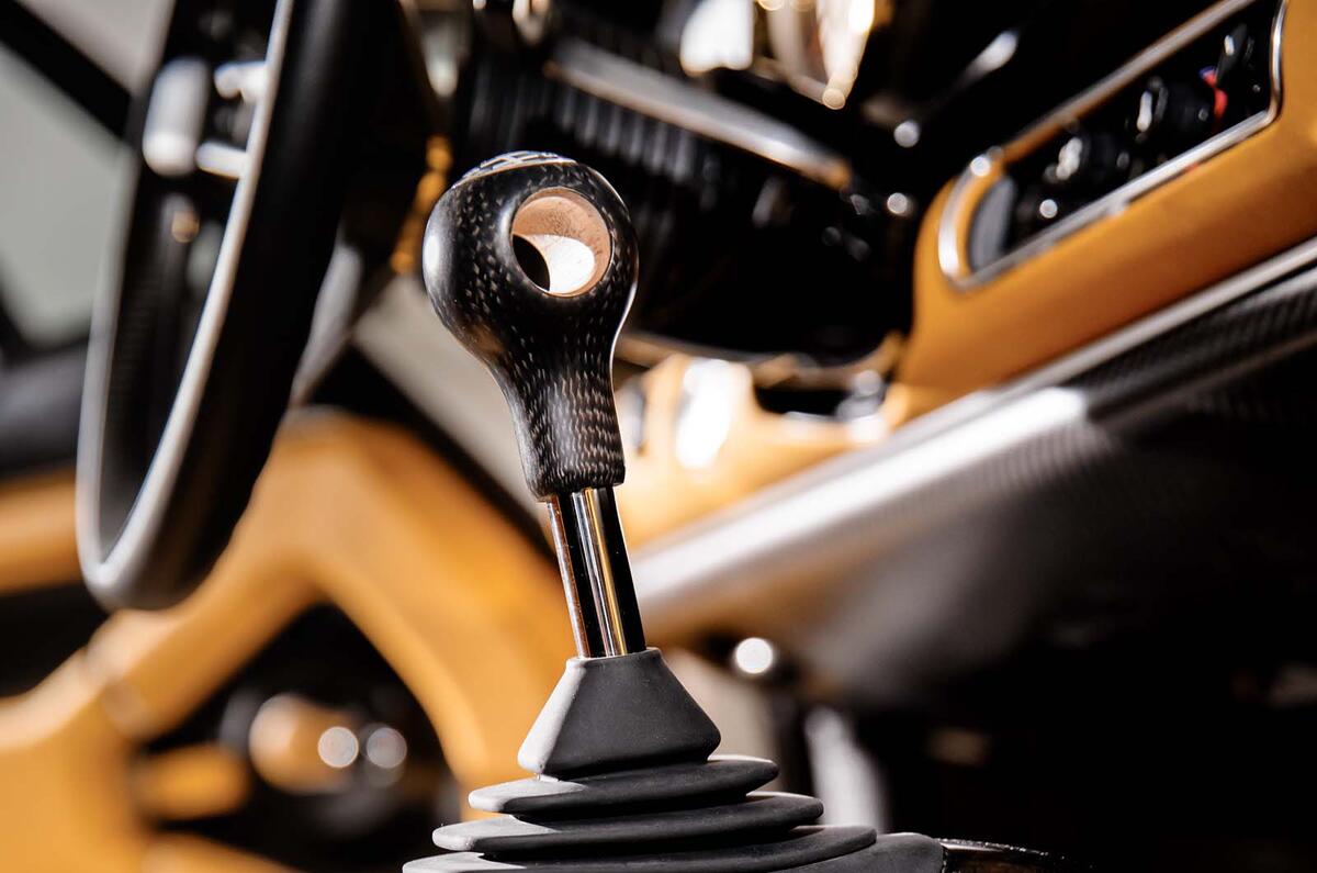 Porsche 911 DLS by Singer and Williams