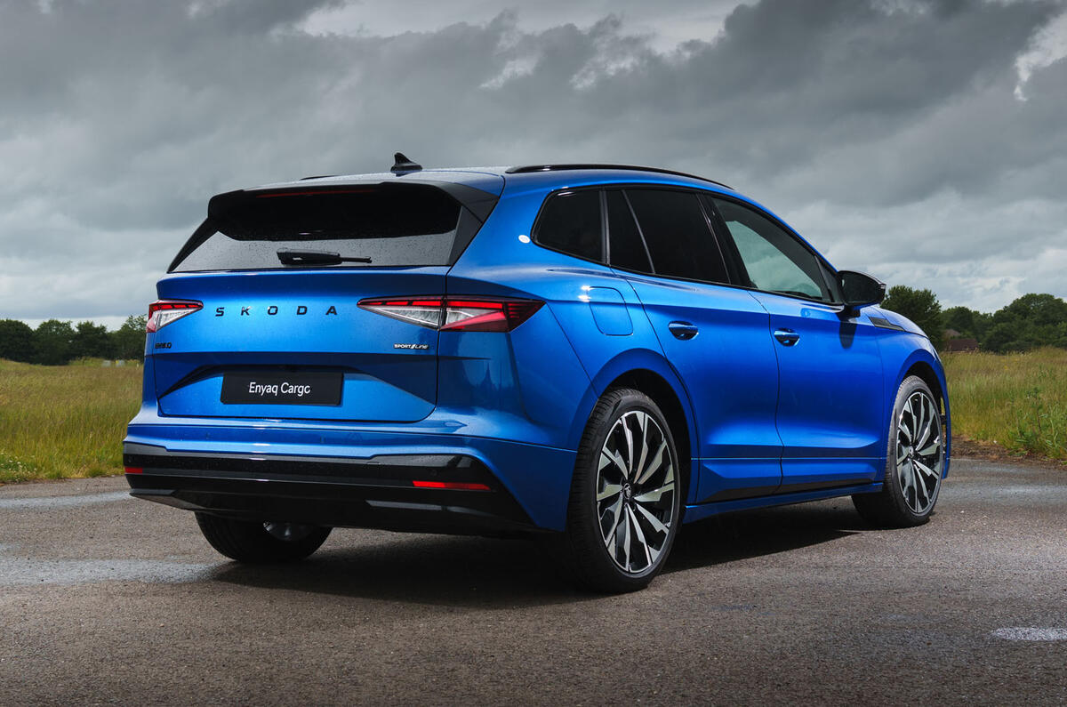 Skoda Enyaq Cargo rear quarter static Skoda Enyaq Cargo rear quarter static