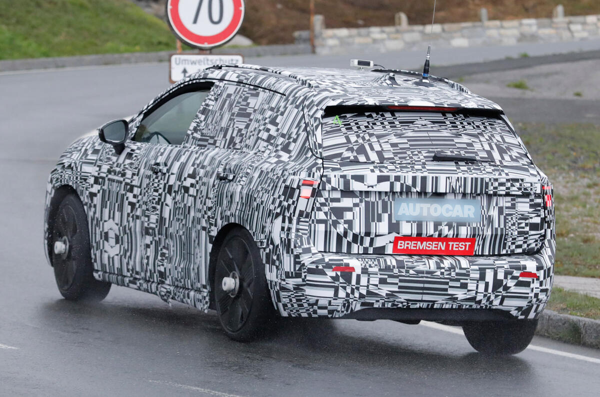 Skoda Epiq camo rear quarter tracking Skoda Epiq camo rear quarter tracking