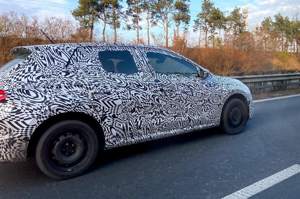 2021 Skoda Fabia prototype spy shot 2021 Skoda Fabia prototype spy shot