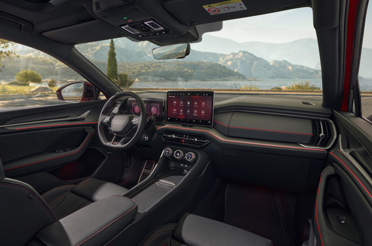 Skoda Kodiaq vRS 2025 dashboard wide Skoda Kodiaq vRS 2025 dashboard wide